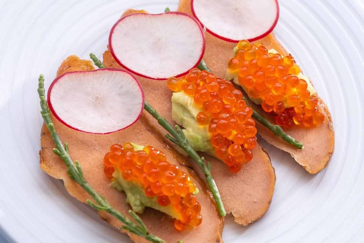 TURKEY ADORNED WITH SALMON CAVIAR